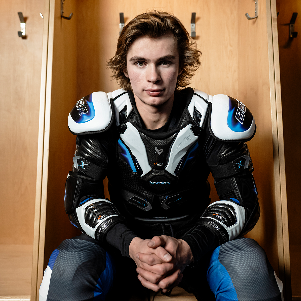 bauer-vapor-flylite-schulterschutz-senior image 3