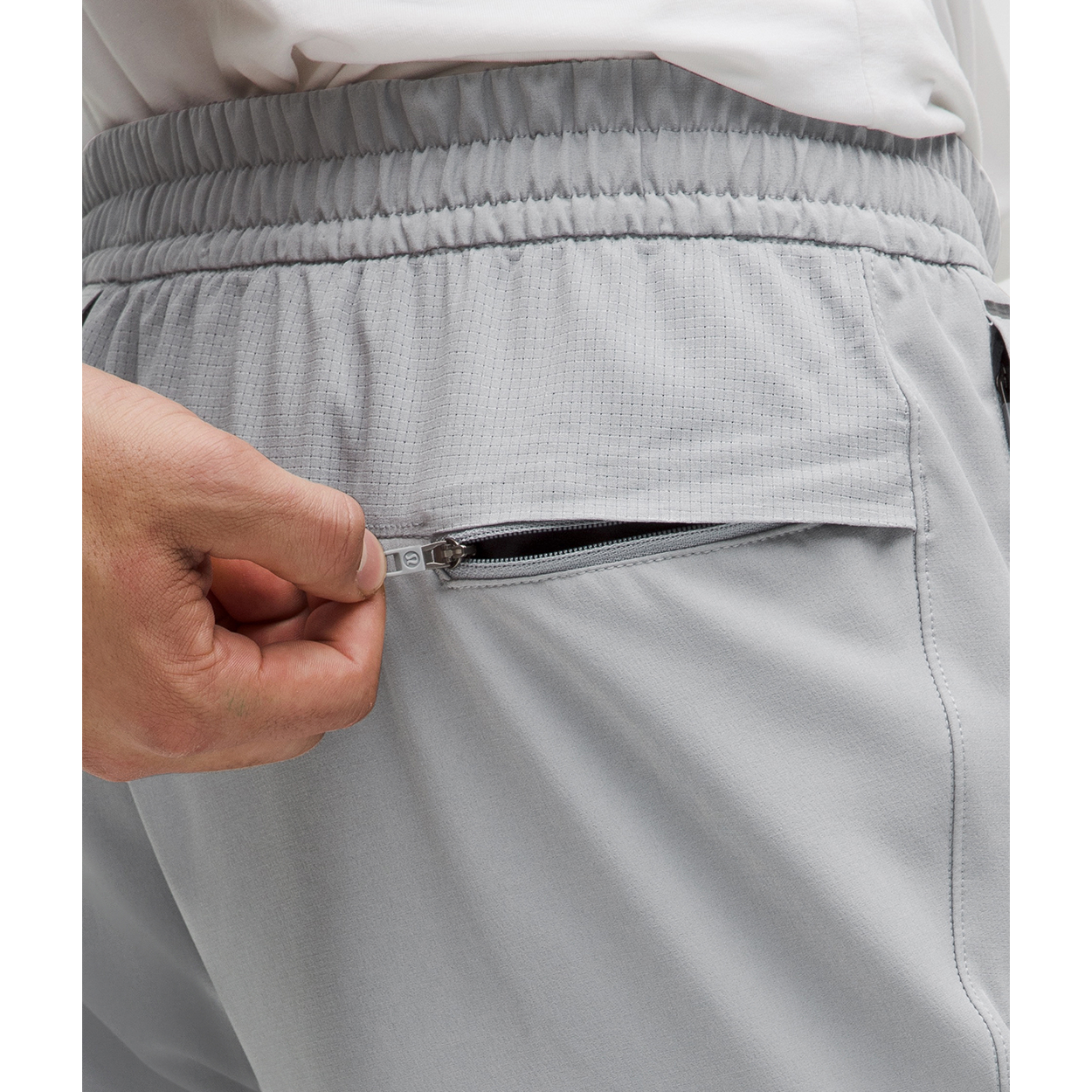bauer-x-lululemon-license-to-train-jogger-herren image 4