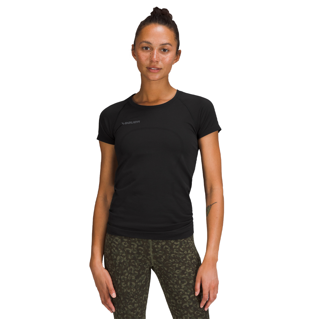 bauer-x-lululemon-swiftly-tech-t-shirt-damen image 1