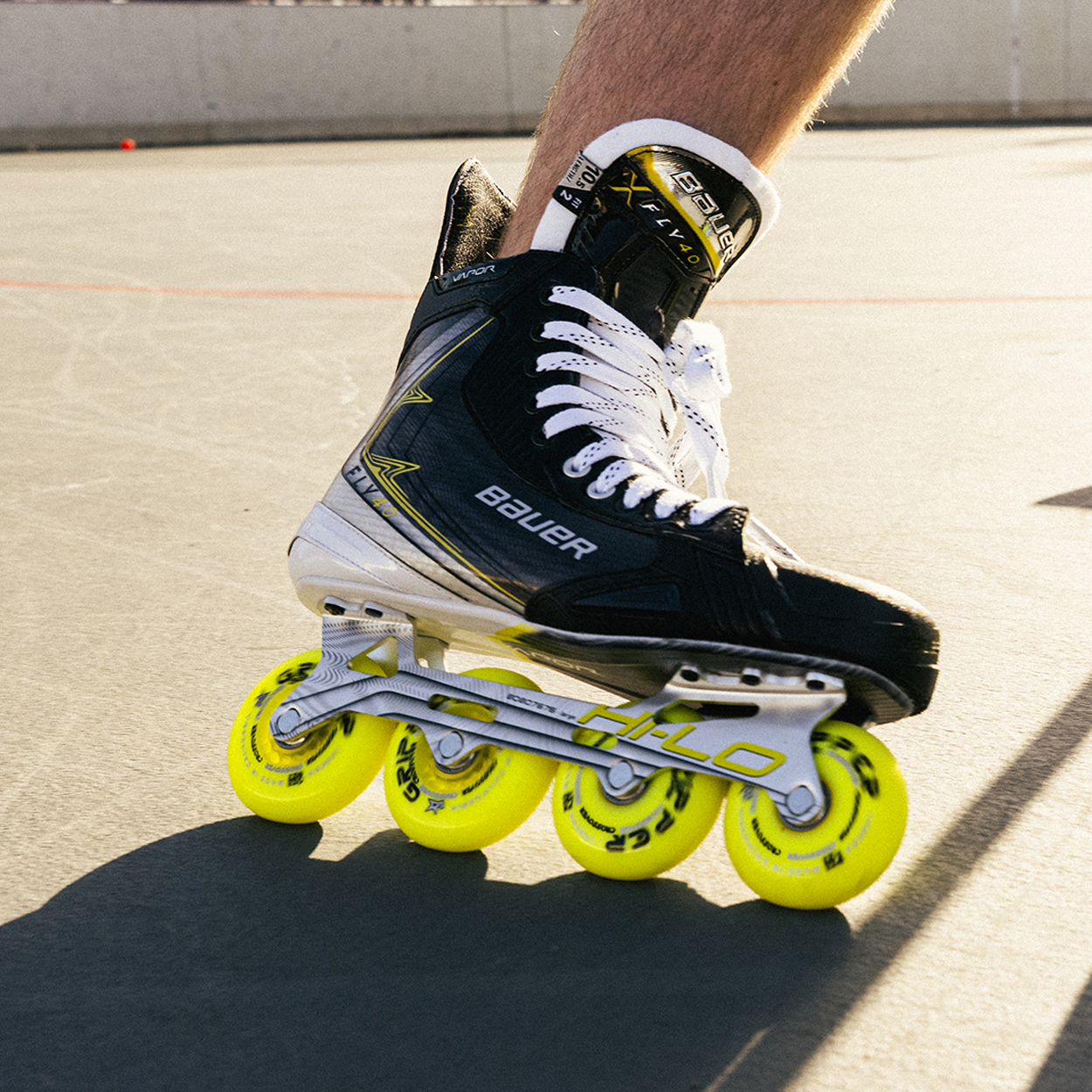 bauer-vapor-fly40-inline-hockey-skate-intermediate image 8