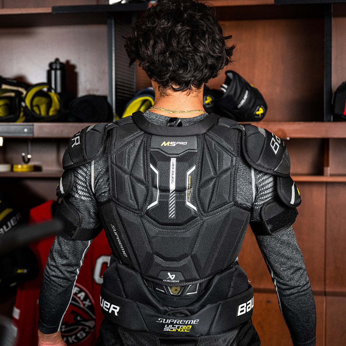 bauer-supreme-m5-pro-schulterschutz-senior image 3