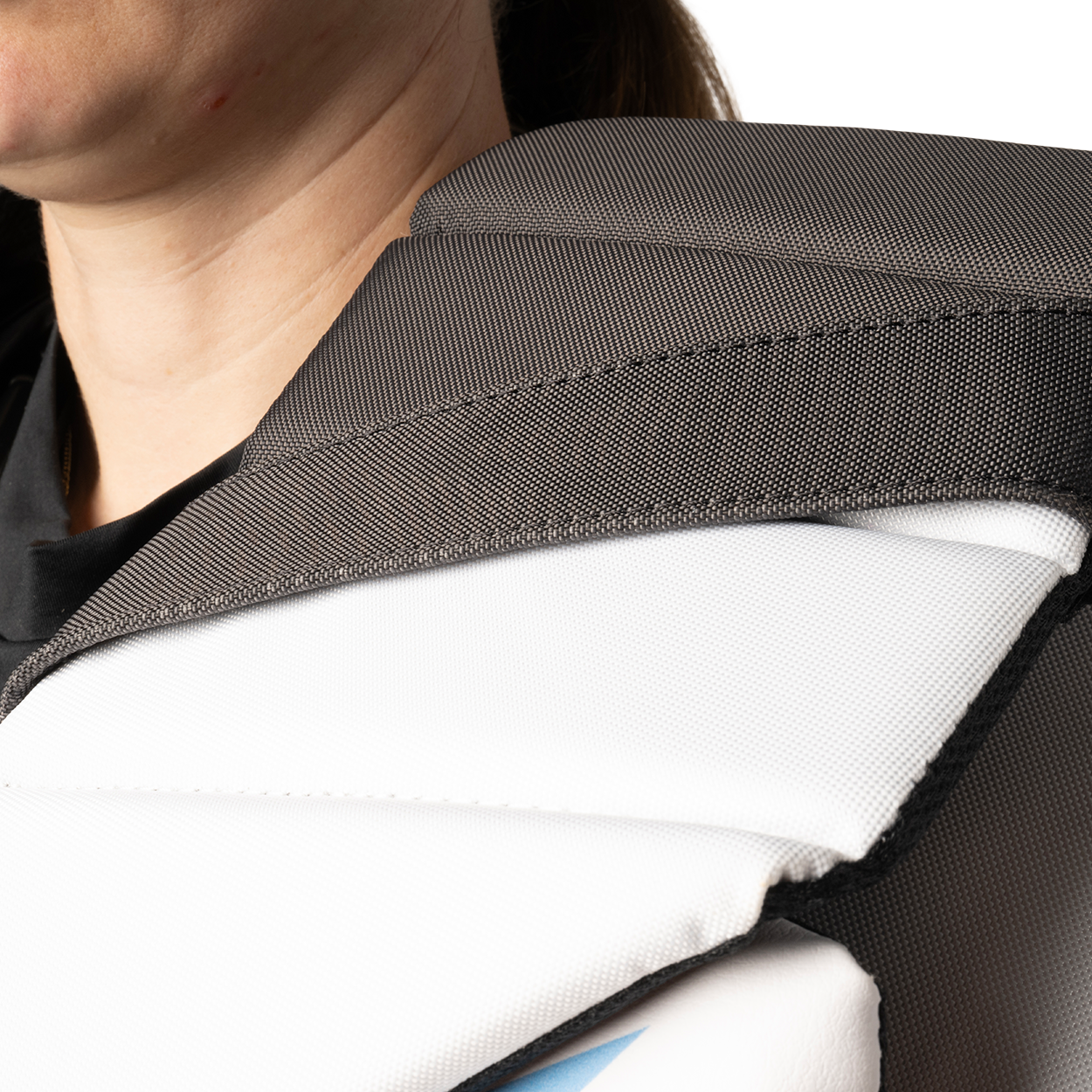bauer-vapor-fly-damen-torwart-brustschutz image 2