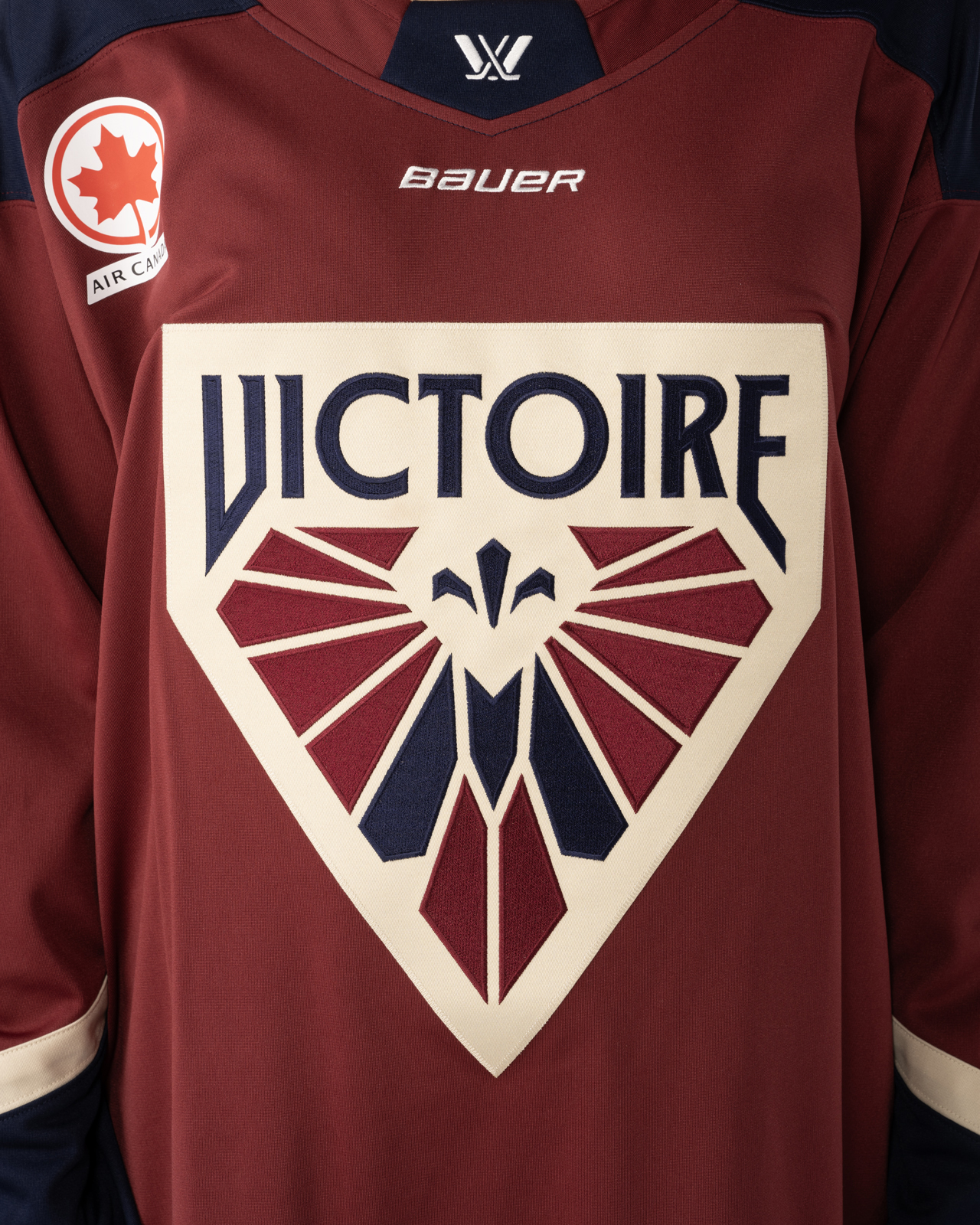 bauer-pwhl-home-jersey-montreal-victoire-adult image 6