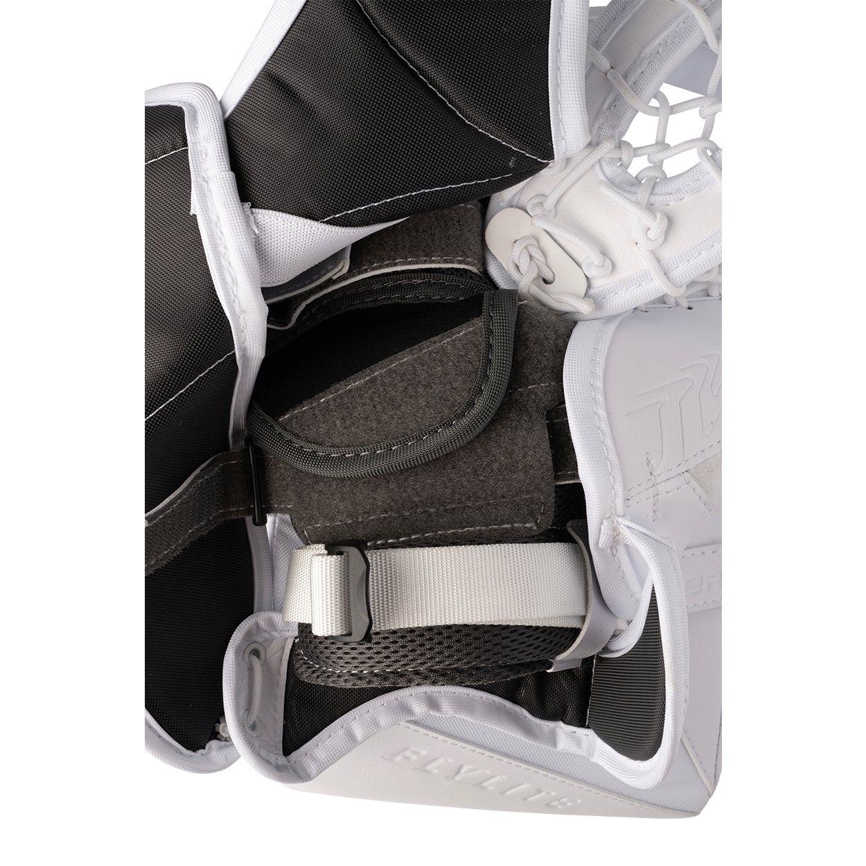 bauer-vapor-flylite-fanghand-intermediate image 4