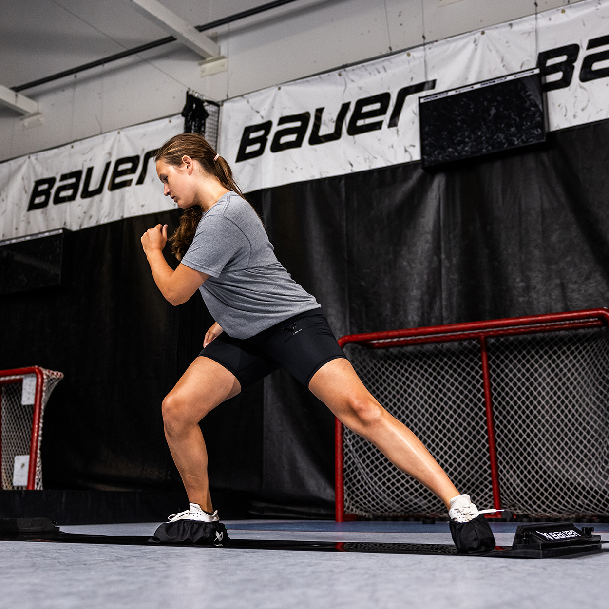 bauer-reactor-slideboard-skating-slide-board-8-trainings-set image 3
