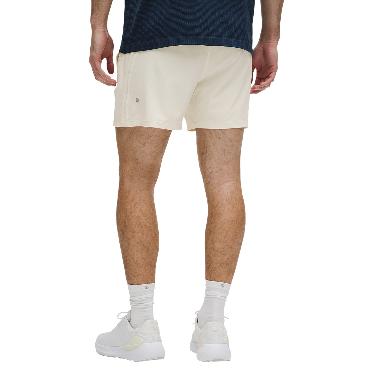bauer-x-lululemon-pace-breaker-short-5-herren-linerless image 3