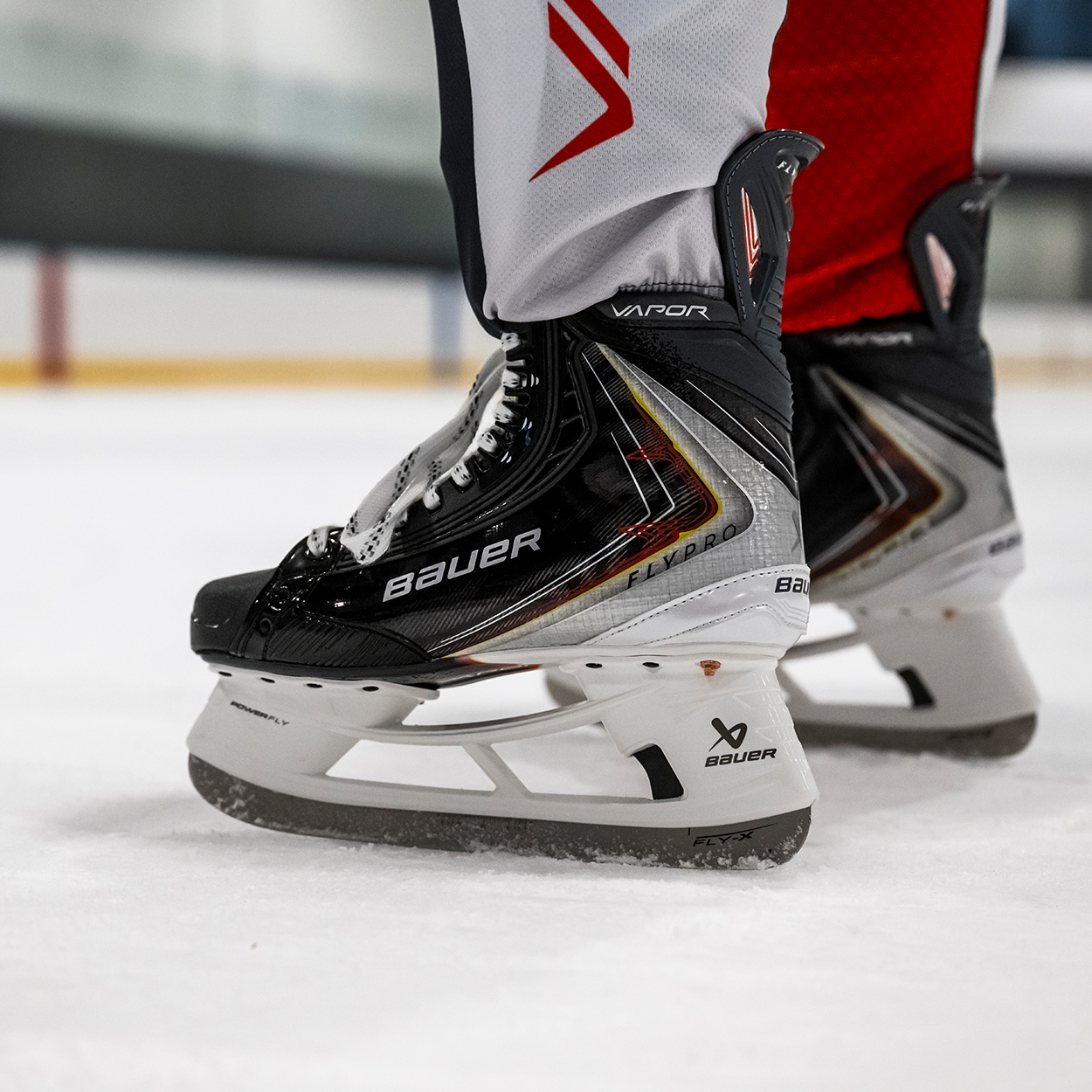 bauer-vapor-flypro-intermediate-eishockey-schlittschuhe image 3