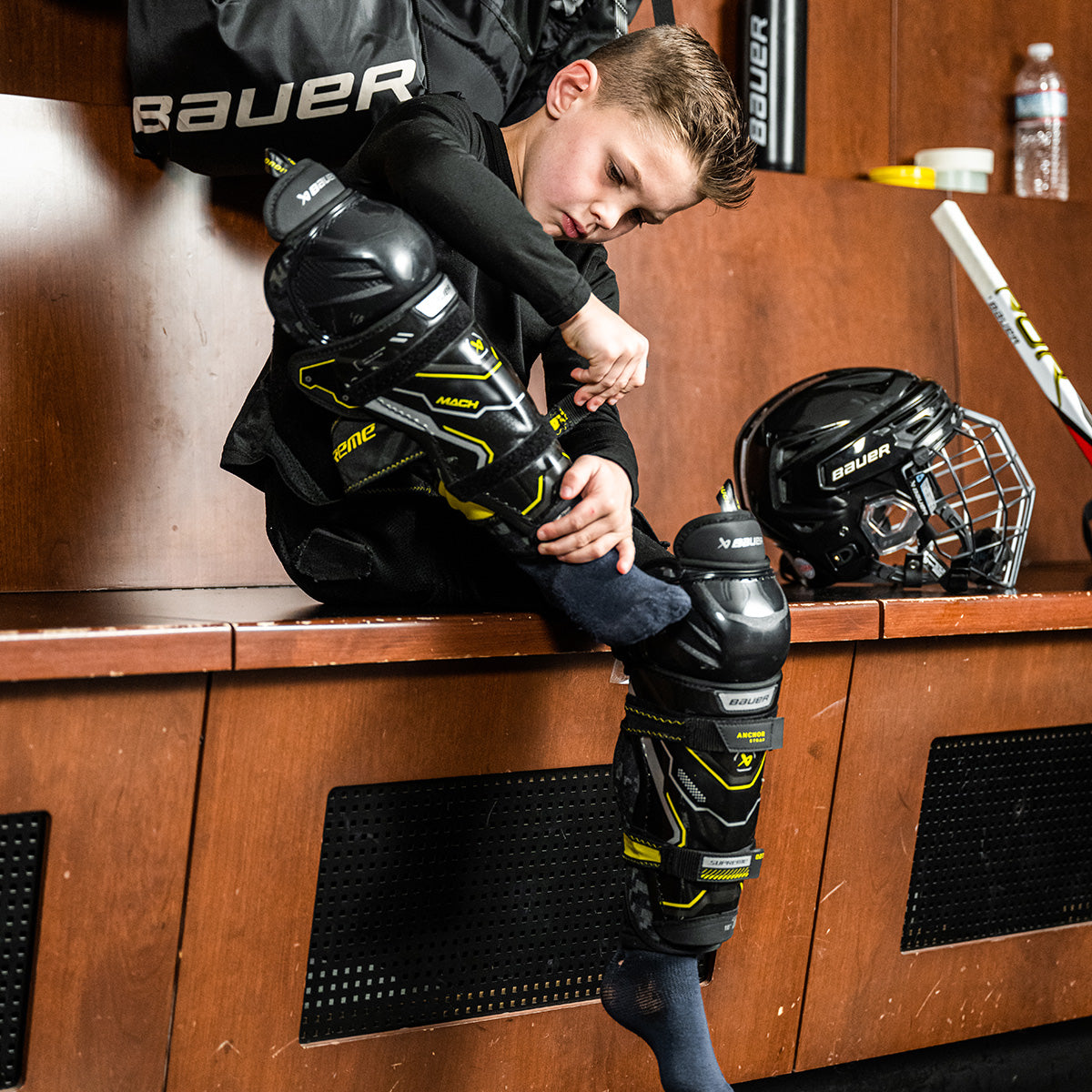 bauer-supreme-mach-schienbeinschutz-youth-eishockey-shinguard image 2