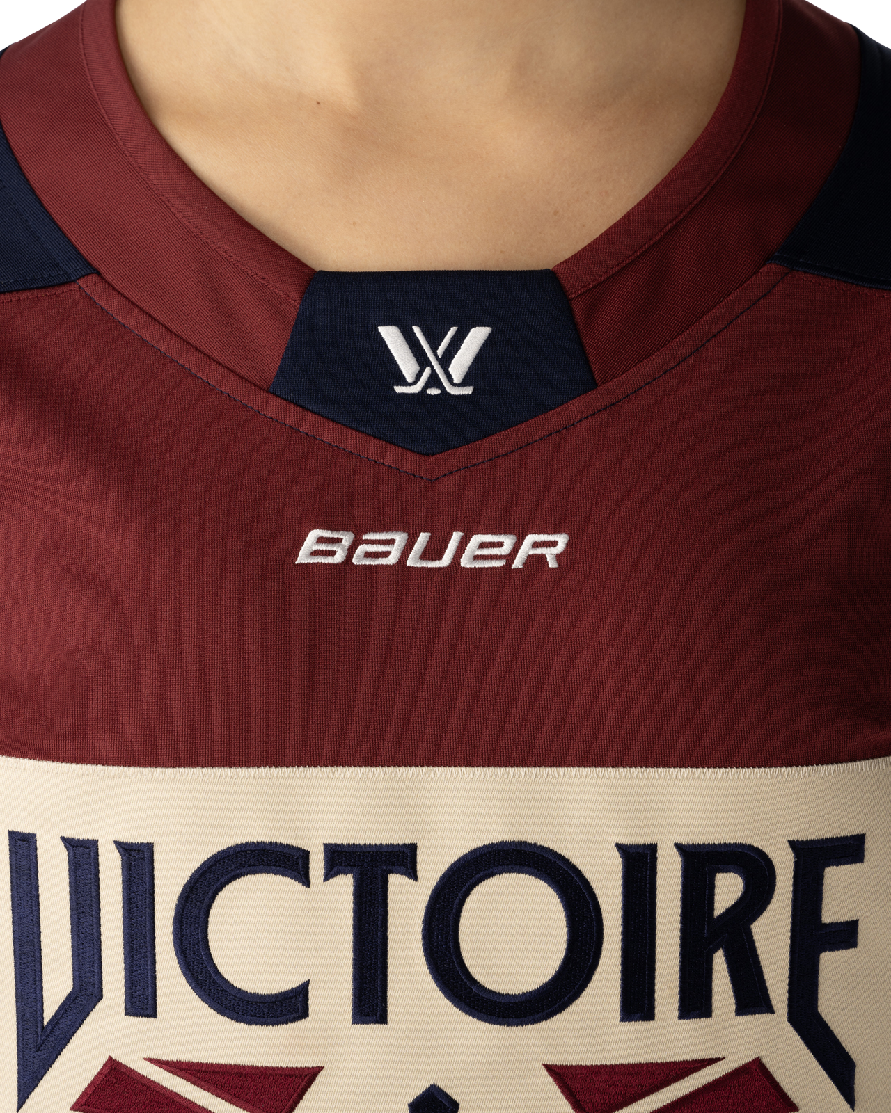 bauer-pwhl-home-jersey-montreal-victoire-adult image 2