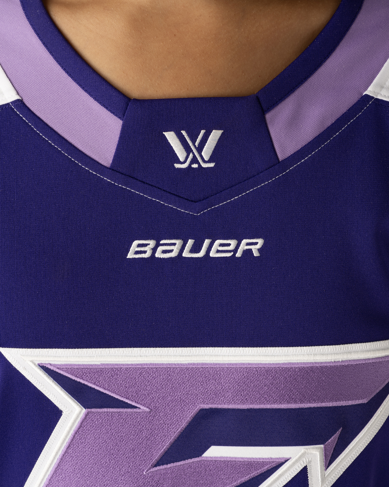 bauer-pwhl-home-trikot-minnesota-frost-adult image 2