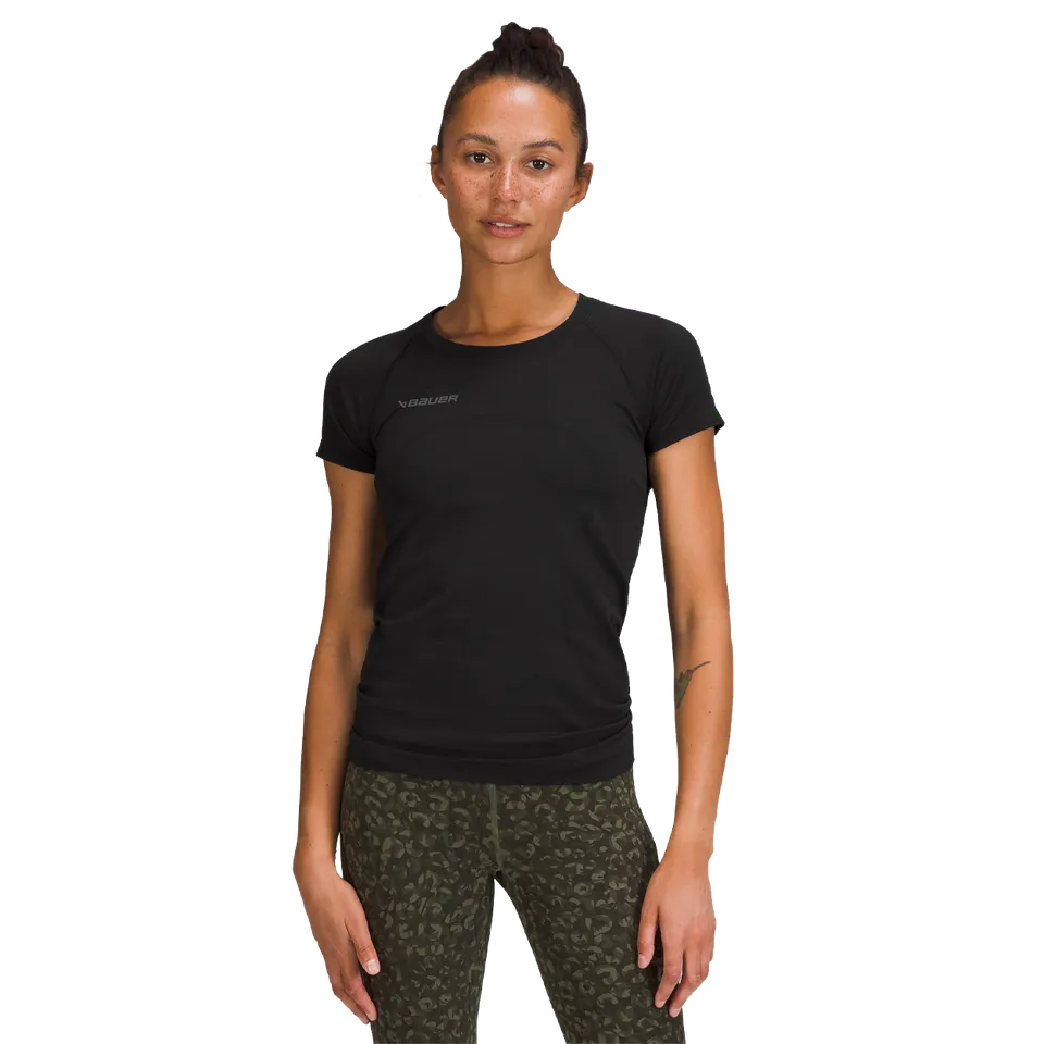 bauer-x-lululemon-swiftly-tech-t-shirt-damen image 1