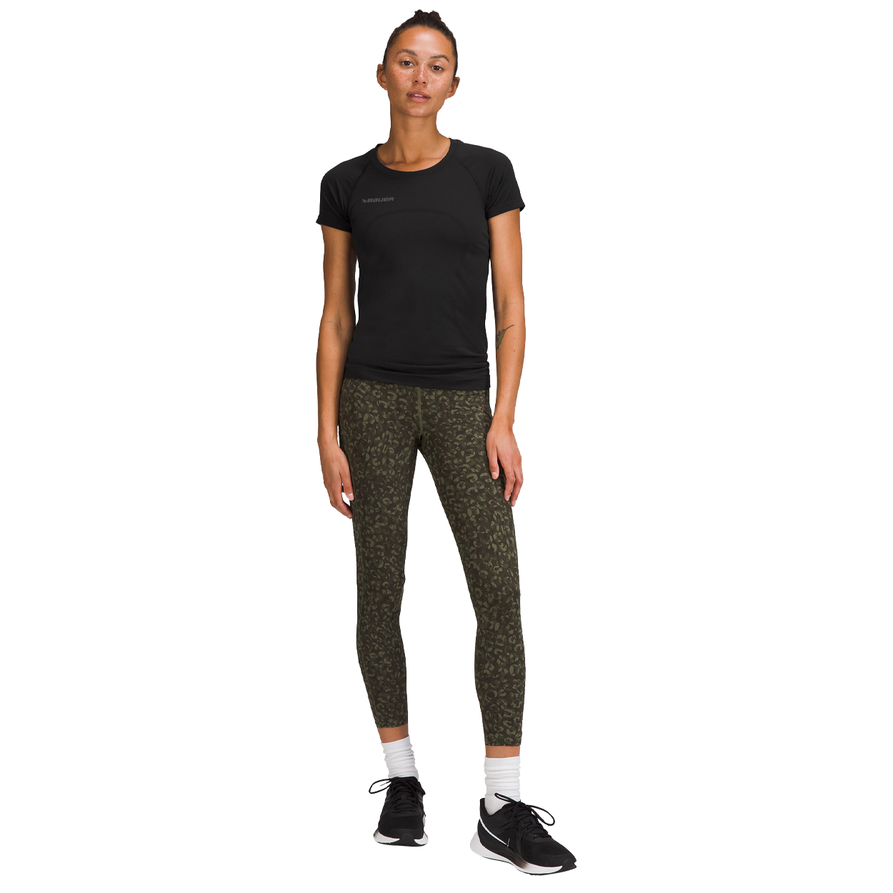 bauer-x-lululemon-swiftly-tech-t-shirt-damen image 3